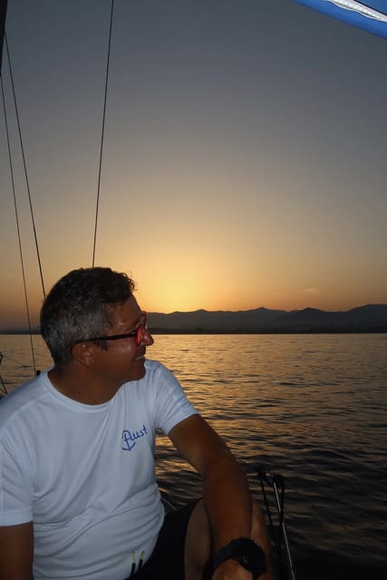 Marbella: Sunset Luxury Sailing Cruise in Puerto Banús - Key Points You’ll Care About