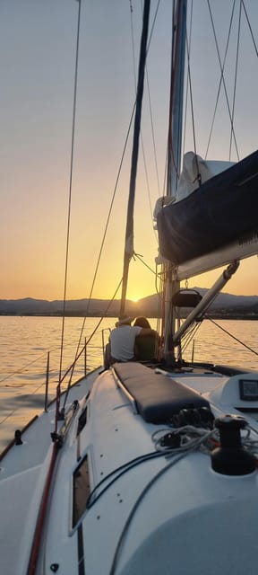 Marbella: sunset sailboat trip Drinks-Snacks,2 hour - Snacks, drinks, and music that actually change the experience