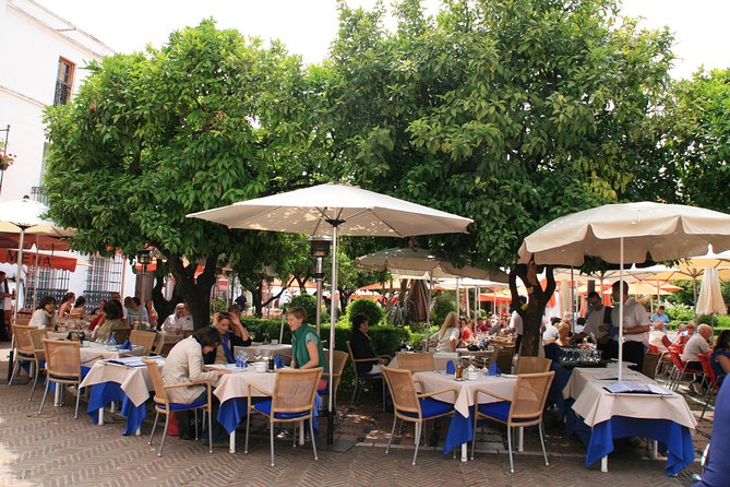 Marbella y Mijas Full Day Tour from Malaga - Puerto Banus marina: the luxury harbor stroll
