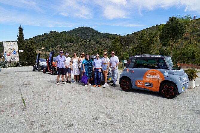 Montes de Málaga Gastronomic Tour by Electric Car - The guides: Alex’s city talk and Gemma’s coordination