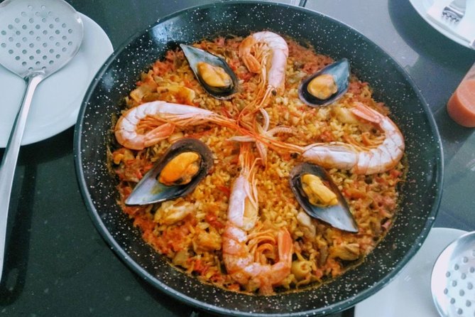 Paella Cooking Class in Malaga - Cooking in Málaga’s Soho District Kitchen: Modern, Organized, Not Chaotic