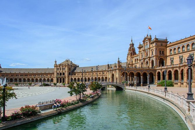 Private 12-Hour Tour to Sevilla from Malaga with Hotel pick up - Key points that make this tour work