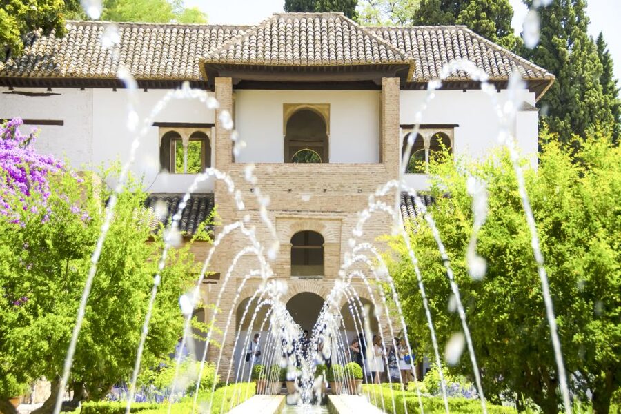 Private Alhambra Tour From Malaga & Surrounds - The ride to Granada: comfort plus useful breaks