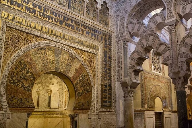 Private Cordoba & Seville Tour with a Finale Horse Carriage Ride - Seville Break and Lunch Time: Where the Day Turns Lively