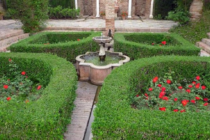 Private Malaga: Alcazaba, Museum, Market, Cathedral & Picasso - Teatro Romano de Malaga: A Roman Landmark You Don’t Have to Sprint For