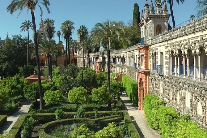Private Multiday: Cordoba,Granada, Alhambra & Seville from Malaga - Granada and the Alhambra: making “beauty” mean something
