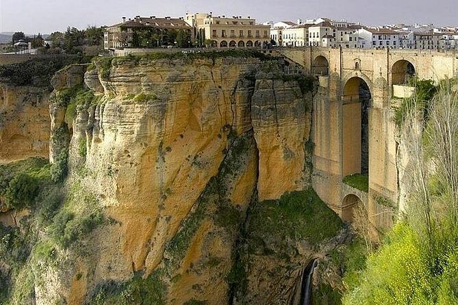Private Tour of Ronda and Setenil de Las Bodegas - Olive Oil Tasting and the Cortijo Breakfast Option (Wed to Sun)