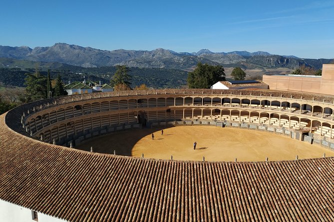 Private visit to Ronda 2 hours - Alameda del Tajo: 200-year gardens and your first big viewpoints