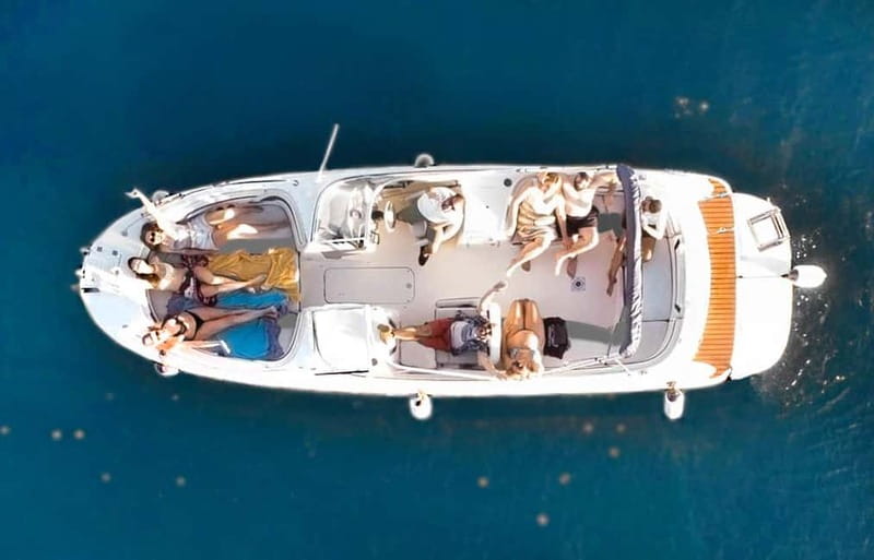 Puerto Banús: Boat Cruise with Snorkeling & Paddle Board - The boat setup you will notice fast (8 meters, real comfort)