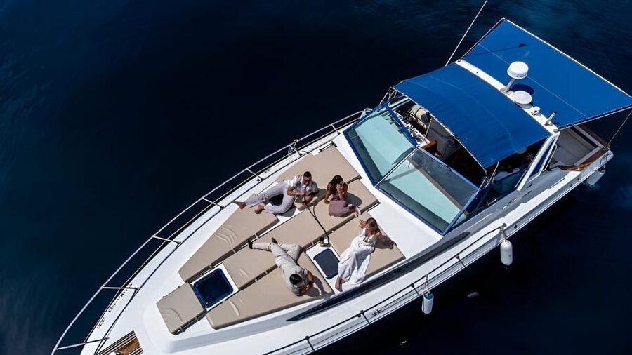 PUERTO BANUS: YACHT RENTAL FOR GROUP 2H - Marbella and Puerto Banús From the Sea: The Real Why