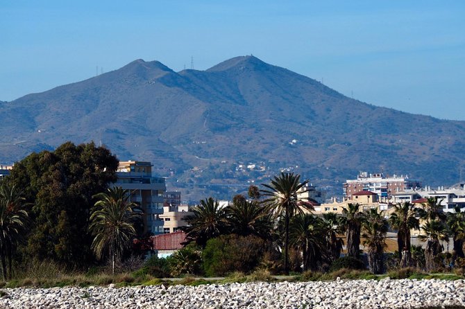 Rent a Trekking bike: Full Day 24 hours - From Centro de Arte Contemporáneo to Huelin’s Industrial Clues