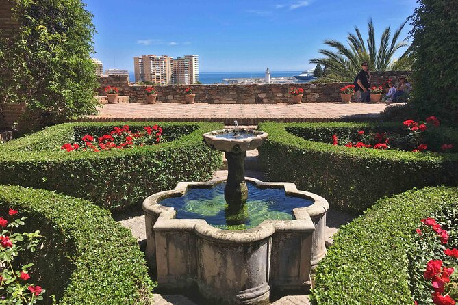 Roman Theatre and Alcazaba of Málaga Tour - Teatro Romano de Malaga: a 1st-century start that sets the tone