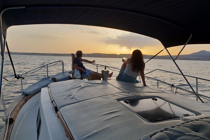 Romatic sea experience (Sunset + overnight + Breakfast) - The sunset hour: lights, cava, and the dolphins moment