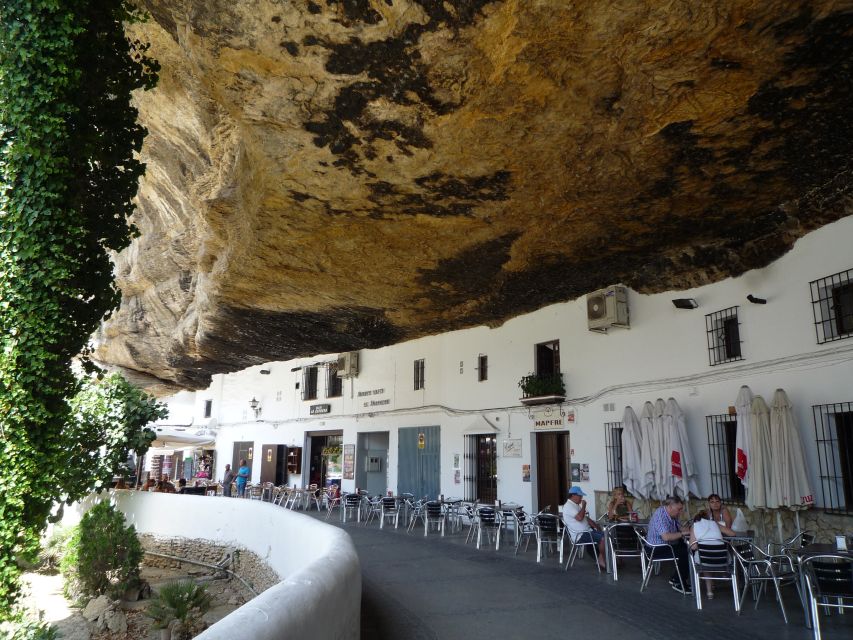 Ronda and Setenil Full Day - Using your free time in Setenil without wasting it