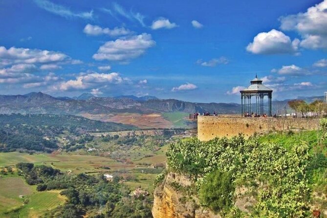 Ronda Historical Walking Tour with Bullring Entrance - Mondragon Palace: Moorish-style details without museum fatigue