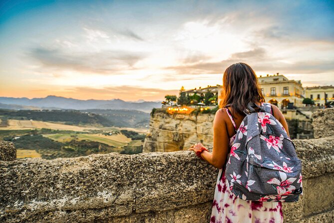 Ronda Old Town Walking Tour with Audioguide on Your Smartphone - Spain Square and Puente Nuevo: The Gorge’s Big Engineering Moment