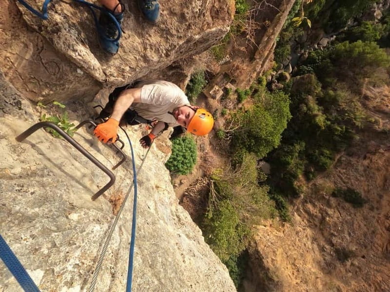 Ronda: Tajo de Ronda Via Ferrata Guided Climbing Tour - The main stop at El Tajo de Ronda: what you do up on the route