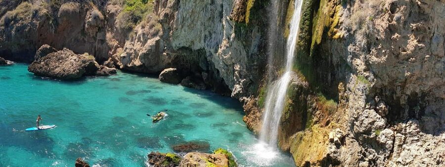 Ruta libre en paddel surf por la cascada de Nerja y Maro 😍 - The heart of it: free-route paddling to caves and the Maro waterfall area