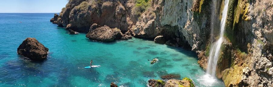 Ruta libre en paddel surf por la cascada de Nerja y Maro 😍 - Family fit: who it works for, and who should not try it