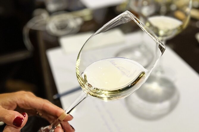 Sensory Tasting to Discover Wine with the 5 Senses - Practical tips to make your tasting better