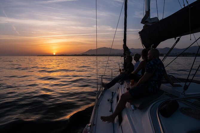 Sunset Sailing along the Marbella coast from Puerto Banus - Drinks, snacks, and the small comforts that change the experience