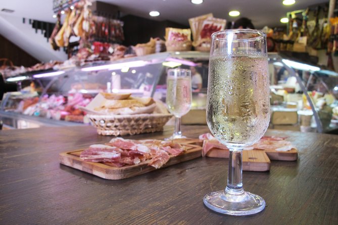 Taste of Malaga Tour : Tapas, History and Local Customs - Ultramarinos tasting: Iberian cold cuts and homemade vermouth