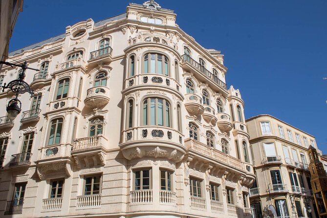 Tour around the Central Market of Malaga - Starting at Plaza Enrique García-Herrera, you get Malaga’s map fast