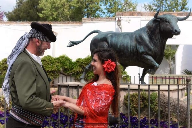 Tour in Ronda with Guided Visit and Setenil de las Bodegas - New Bridge and Plaza de España: Ronda’s classic photo circuit