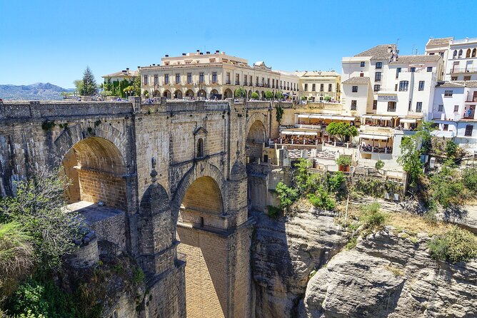 Tour in Ronda with Guided Visit and Setenil de las Bodegas - Plaza de Toros de Ronda: what you actually get inside