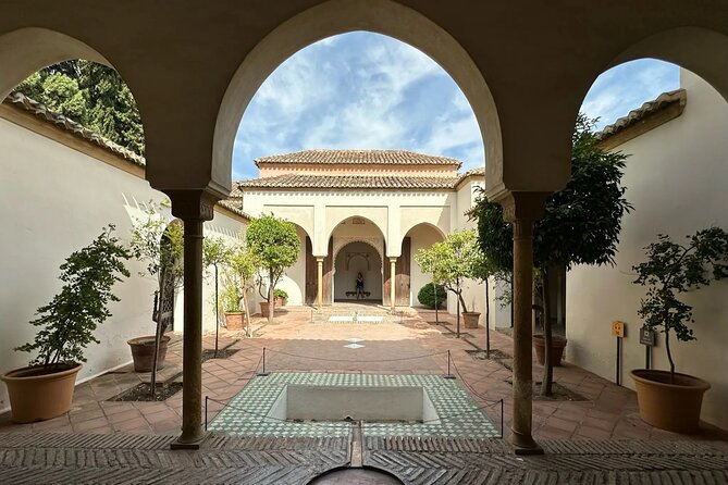 Ultimate Malaga History & Tapas - All Included Full Experience - Alcazaba fortress climb: where the views earn their calories