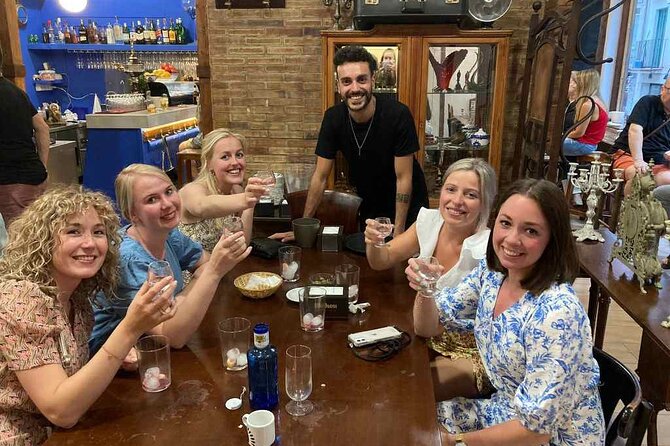 Wine and Tapas walking Tour in Malaga - The wine moments that make Malaga feel like Malaga